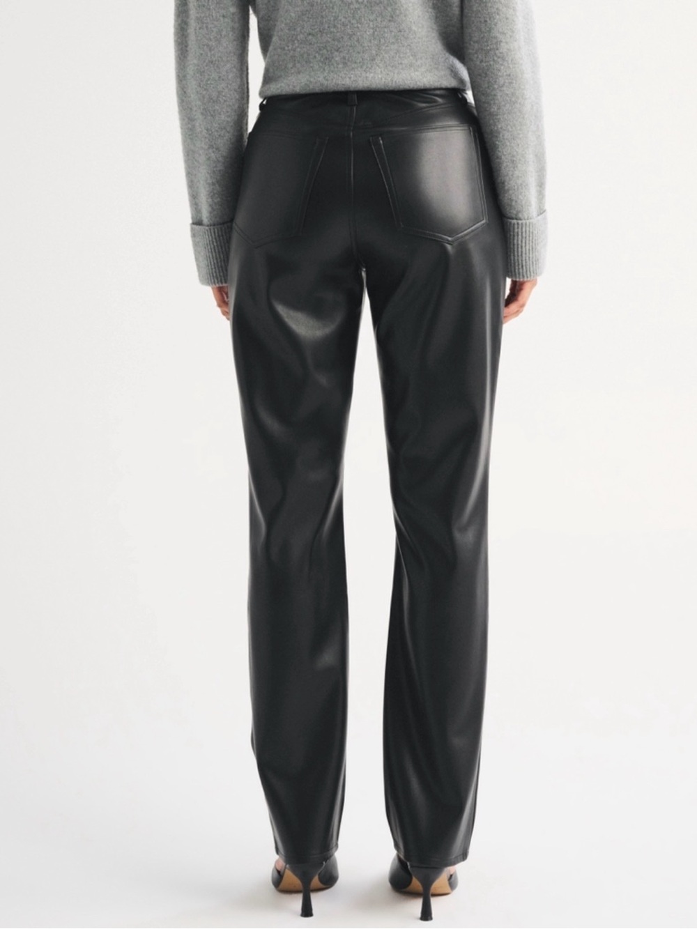 Abercrombie Curve Love High Rise 90s Straight Vegan Leather Pant in Black - Picture 3 of 7